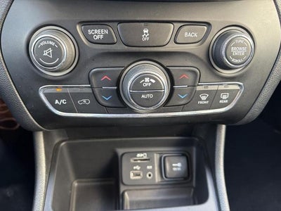 2014 Jeep Cherokee FWD 4dr Limited