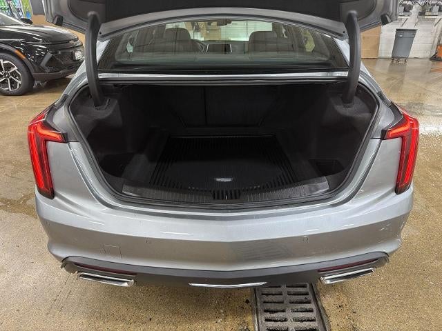 2024 Cadillac CT5 4dr Sdn Premium Luxury