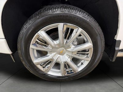 2022 Chevrolet Silverado 1500 4WD Crew Cab 147 High Country