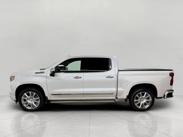 2022 Chevrolet Silverado 1500 4WD Crew Cab 147 High Country