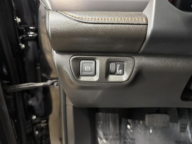 2023 GMC Acadia AWD 4dr AT4