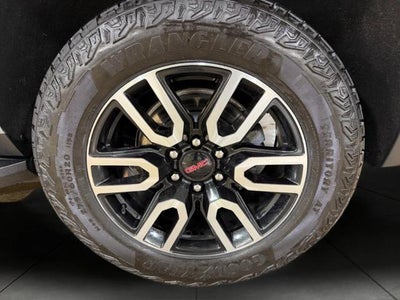 2024 GMC Yukon 4WD 4dr AT4