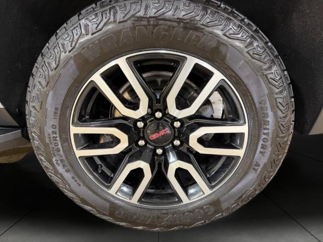 2024 GMC Yukon 4WD 4dr AT4