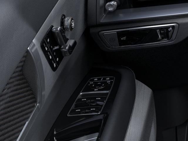 2026 Cadillac VISTIQ AWD 4dr Luxury