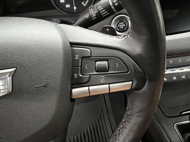 2022 Cadillac XT4 AWD 4dr Premium Luxury