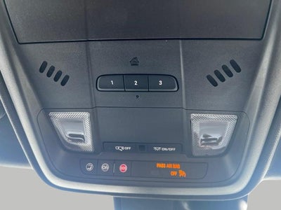 2022 Cadillac XT4 AWD 4dr Premium Luxury