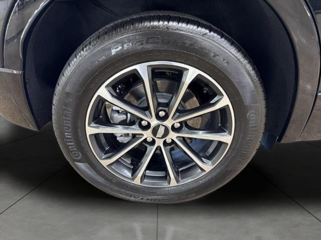 2025 Cadillac XT4 AWD 4dr Sport