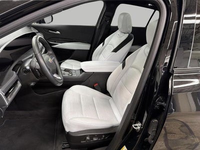 2025 Cadillac XT4 AWD 4dr Sport