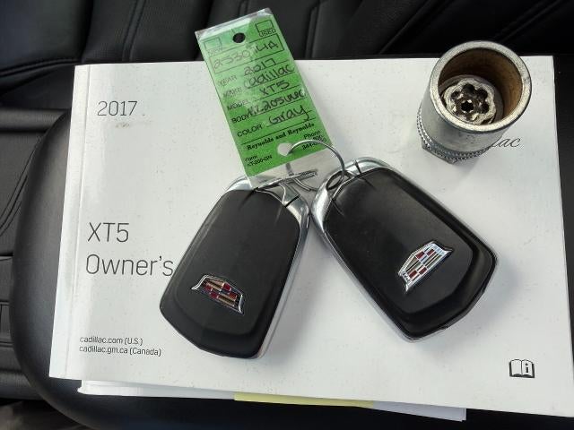 2017 Cadillac XT5 AWD 4dr Platinum