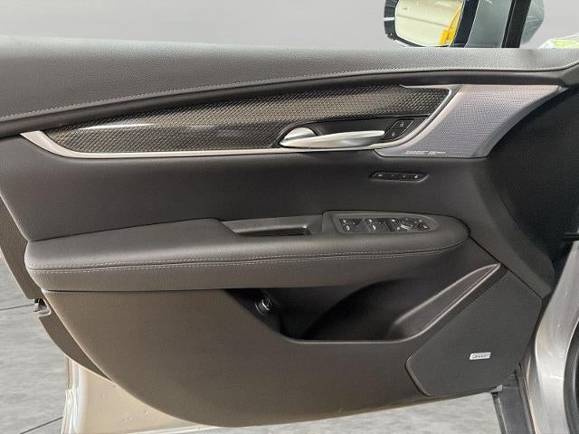 2026 Cadillac XT5 AWD 4dr Sport