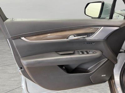2025 Cadillac XT6 AWD 4dr Premium Luxury