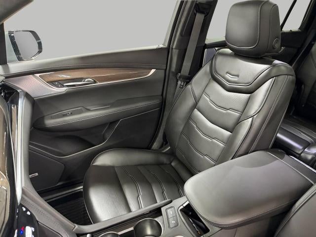 2025 Cadillac XT6 AWD 4dr Premium Luxury