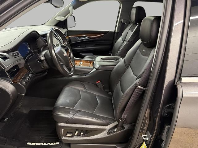 2016 Cadillac Escalade 4WD 4dr Luxury Collection