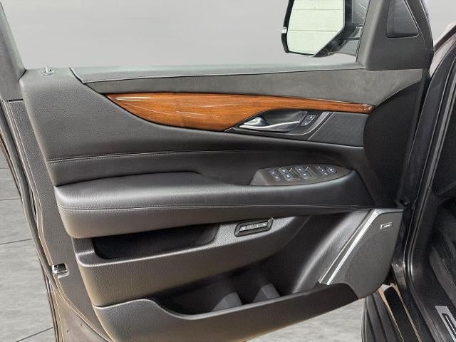 2016 Cadillac Escalade 4WD 4dr Luxury Collection