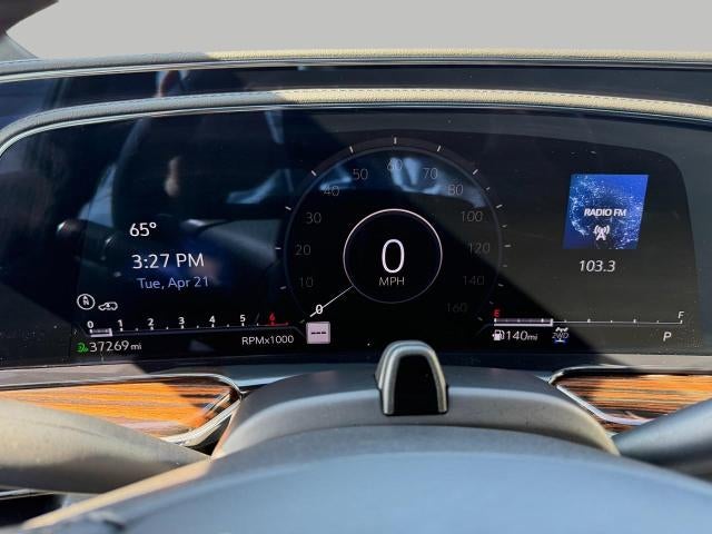 2023 Cadillac Escalade ESV Premium Luxury