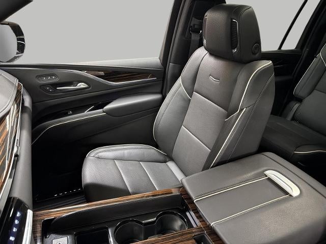 2023 Cadillac Escalade ESV 4WD 4dr Premium Luxury