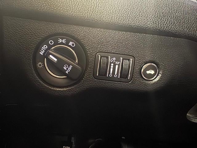 2022 Chrysler 300 300S RWD