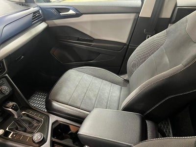 2022 Volkswagen Taos SE 4MOTION