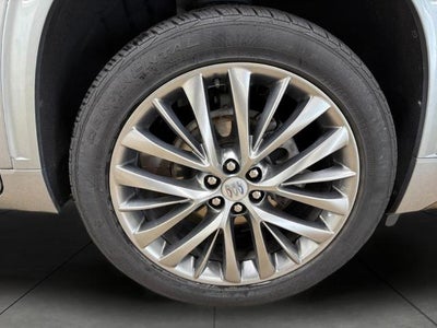 2025 Buick Enclave 4dr Avenir
