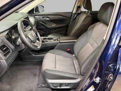2025 Nissan Rogue AWD SV
