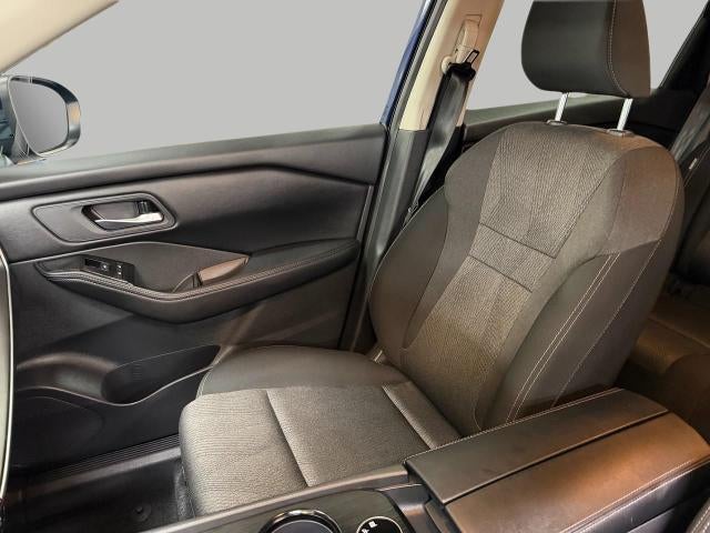 2025 Nissan Rogue AWD SV