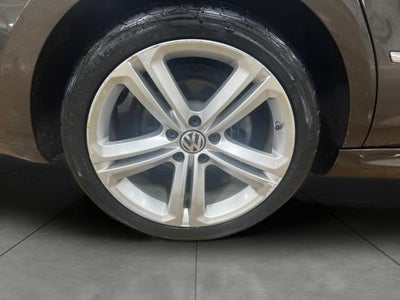 2015 Volkswagen CC 4dr Sdn DSG R-Line