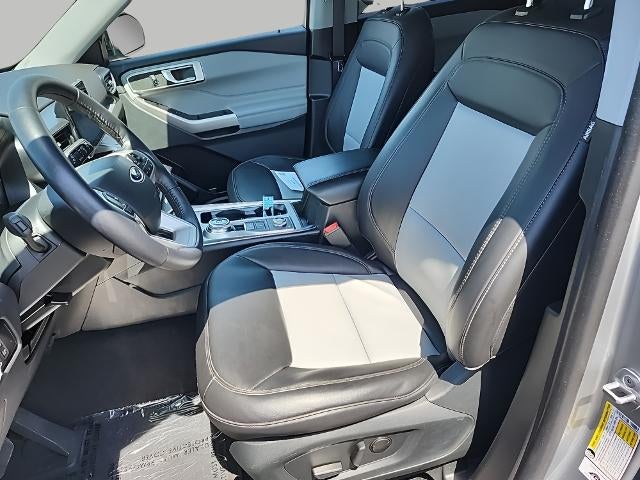 2023 Ford Explorer XLT 4WD