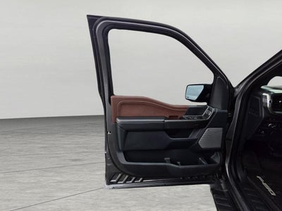 2022 Ford F-150 LARIAT 4WD SuperCrew 5.5' Box