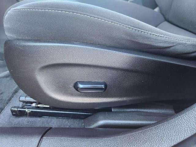 2015 Chevrolet Cruze 4dr Sdn Auto 1LT