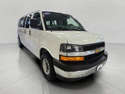 2025 Chevrolet Express Passenger 3500 RWD 3500 155 LT