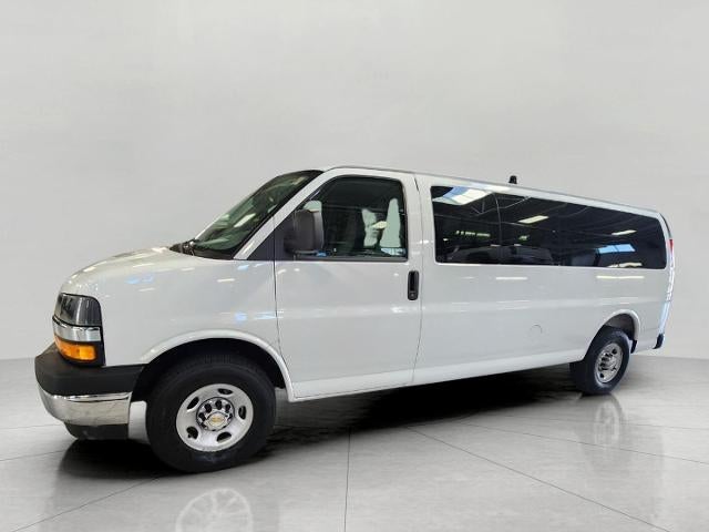 2025 Chevrolet Express Passenger 3500 RWD 3500 155 LT