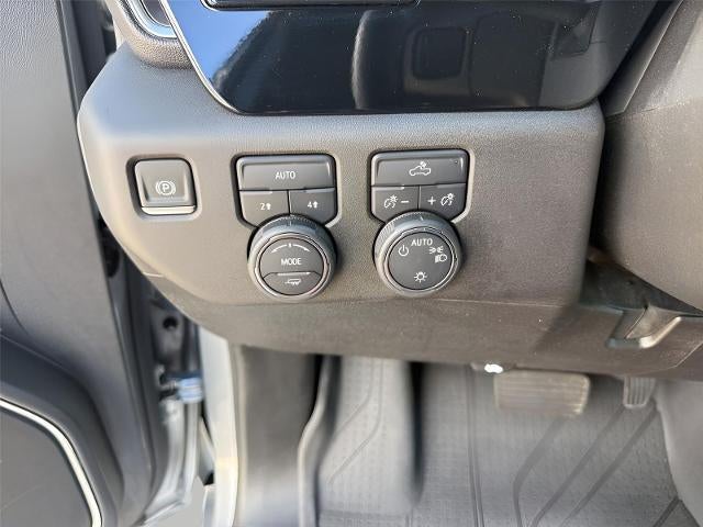 2024 Chevrolet Silverado 1500 4WD Crew Cab 147 LT w/1LT
