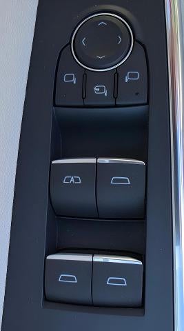 2024 GMC Acadia AWD 4dr Denali