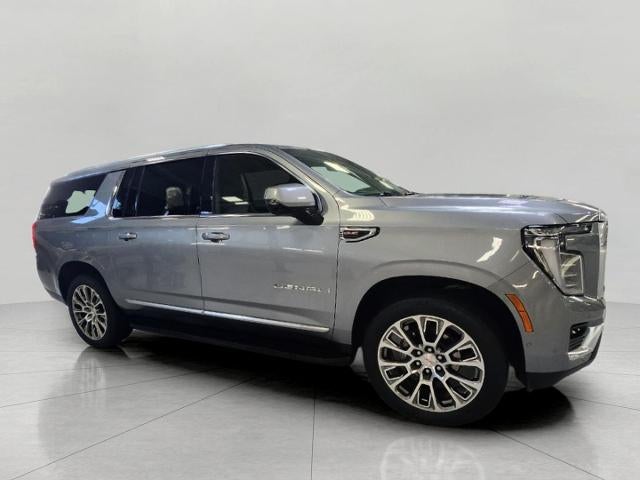 2025 GMC Yukon XL 4WD 4DR DENALI **HEATED FRONT & REAR SEATS**HD SURROUND VISION**ADAPTIVE CRUISE CONTROL**