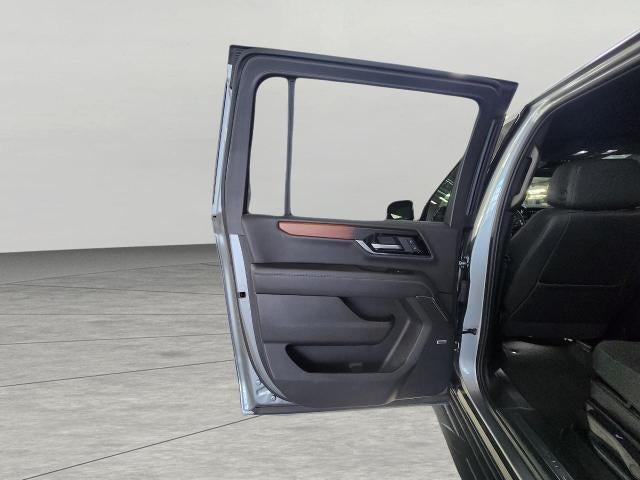 2025 GMC Yukon XL 4WD 4DR DENALI **HEATED FRONT & REAR SEATS**HD SURROUND VISION**ADAPTIVE CRUISE CONTROL**