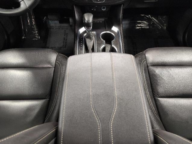 2023 Chevrolet Traverse AWD 4dr LT Leather