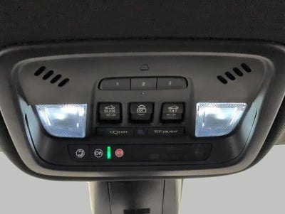 2023 Chevrolet Traverse AWD 4dr LT Leather