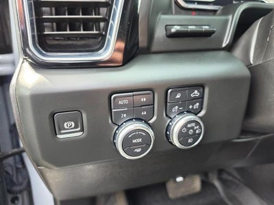 2024 GMC Sierra 1500 4WD Crew Cab 147 Denali