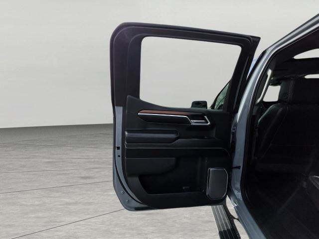 2024 GMC Sierra 1500 4WD Crew Cab 147 Denali