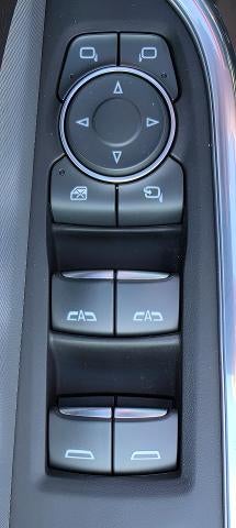 2021 Cadillac XT4 FWD 4dr Premium Luxury
