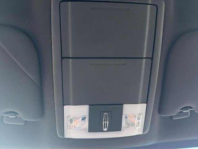 2014 Lincoln MKS 4dr Sdn 3.7L AWD