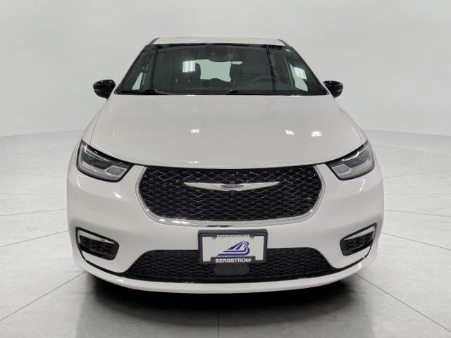 2026 Chrysler Pacifica Limited FWD