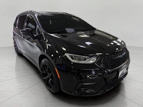 2021 Chrysler Pacifica Hybrid Limited FWD