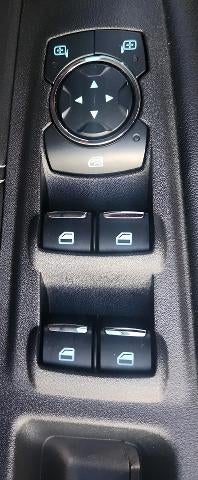 2024 Ford Edge TITANIUM AWD **HANDS FREE LIFTGATE**WIRELESS CHARGING PAD**RAIN-SENSING WIPERS**