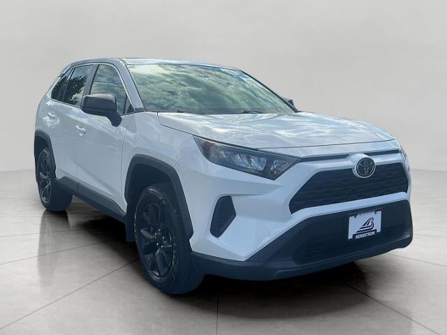 2022 Toyota RAV4 LE AWD