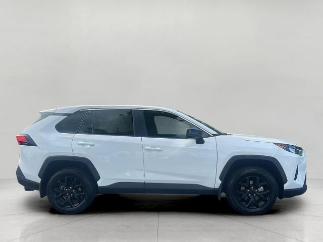 2022 Toyota RAV4 LE AWD