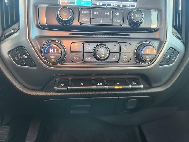 2017 Chevrolet Silverado 1500 4WD Crew Cab 143.5 LT w/2LT