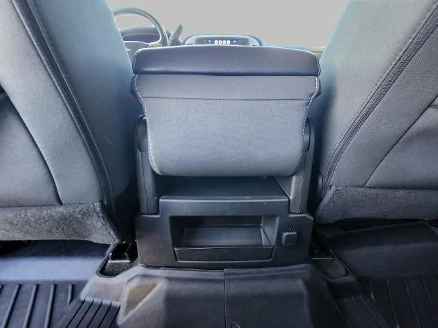 2017 Chevrolet Silverado 1500 4WD Crew Cab 143.5 LT w/2LT