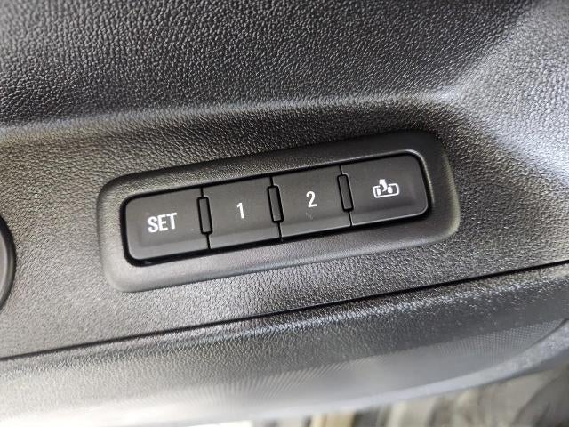 2023 Chevrolet Equinox AWD 4DR PREMIER **DRIVER MEMORY SETTINGS**HD SURROUND VISION**HEATED FRONT & REAR SEATS**