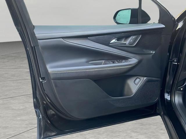 2024 Chevrolet Blazer EV LT - Photo 14